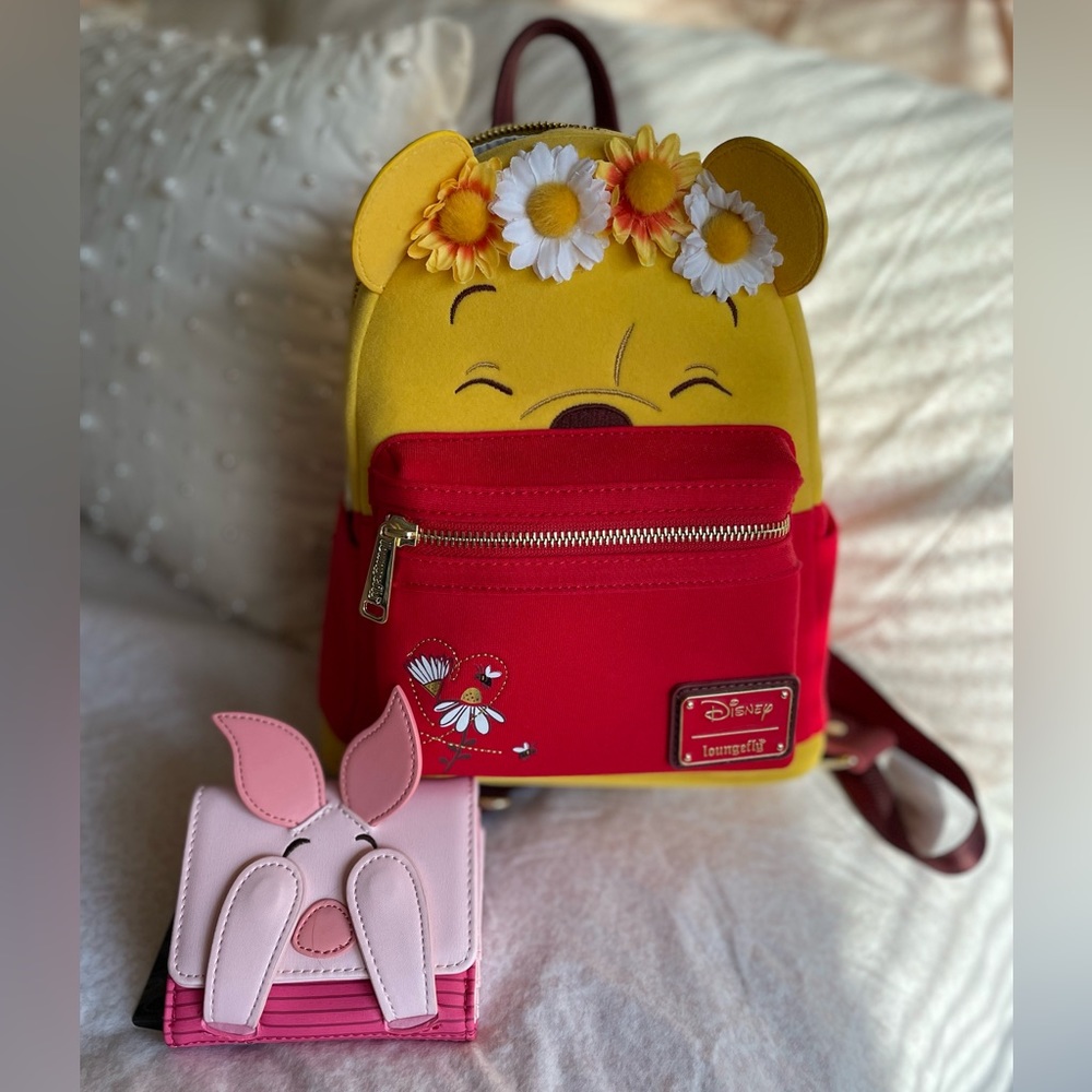 Winnie the Poo Flower Mini Loungefly Backpack & Piglet Wallet